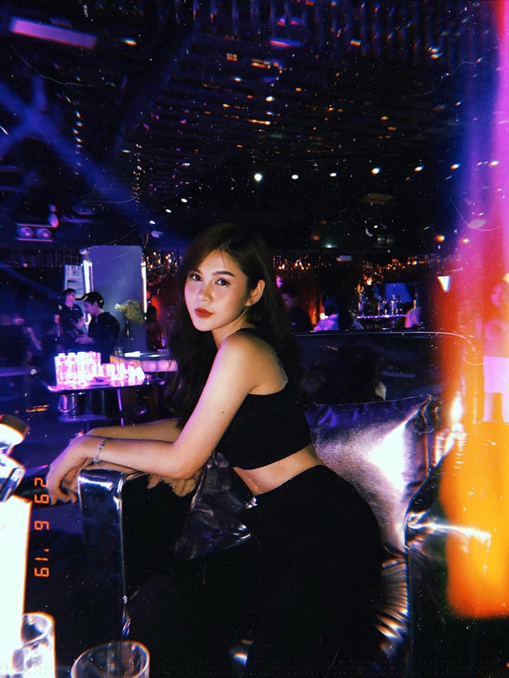 Thu Hoài từng tham gia một vài phim truyền hình như Người phán xử, Yêu thì ghét thôi...