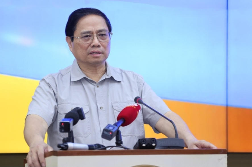 Thường trực Chính phủ làm việc với Ban Thường vụ Thành ủy TPHCM - Ảnh 3. Thủ tướng cho biết, cuộc làm việc nhằm đưa ra giải pháp chắc chắn, kịp thời, linh hoạt, hiệu quả phát triển kinh tế-xã hội của Thành phố - Ảnh: VGP/Nhật Bắc