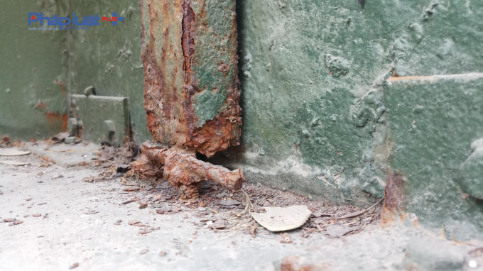 Nhiều chi tiết tại khẩu pháo này hoen gỉ,