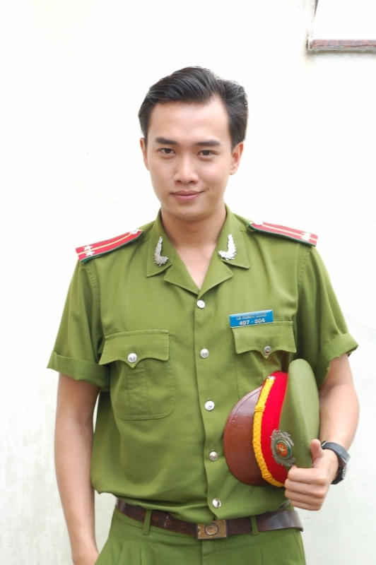 Lương Thế Thành hóa thân trong vai Khánh.