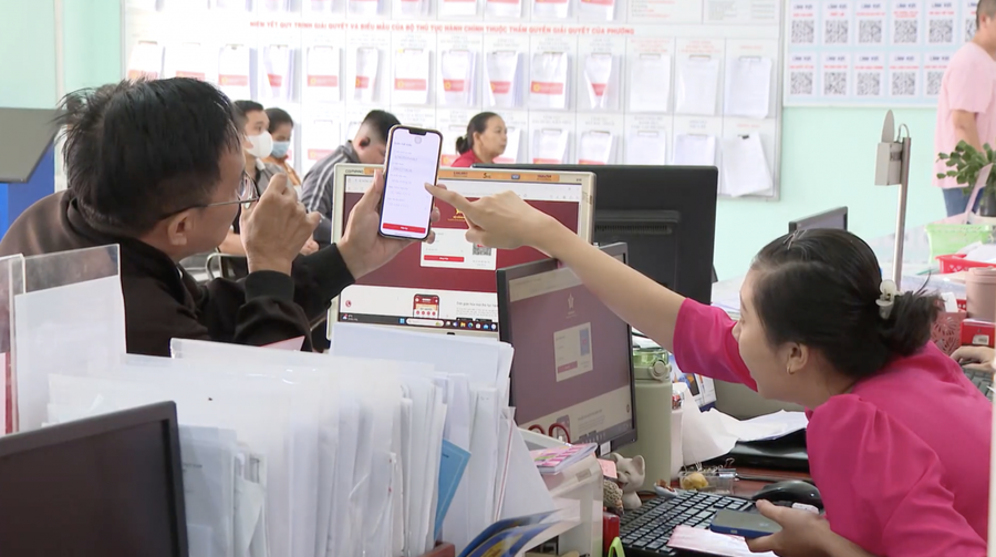 Đến năm 2030, 90% số người dân trong độ tuổi lao động của tỉnh biết đến các loại hình dịch vụ công trực tuyến.