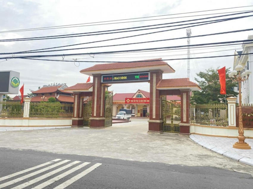 Trụ sở UBND xã Giao Ninh.