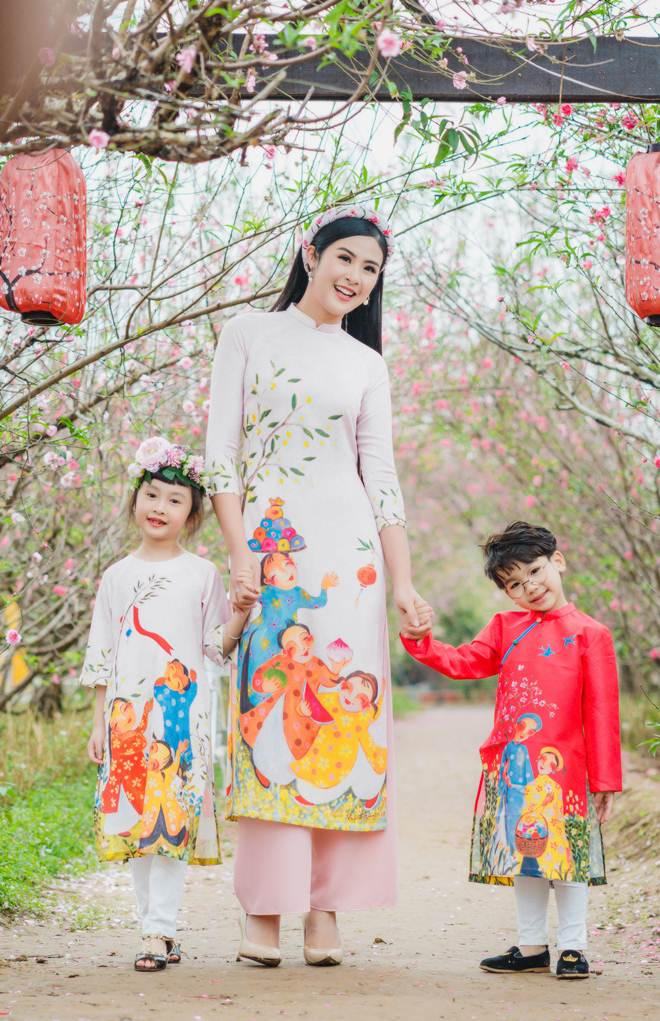 Ngọc H&acirc;n kh&ocirc;ng sốt ruột lấy chồng d&ugrave; bị họ h&agrave;ng th&uacute;c giục