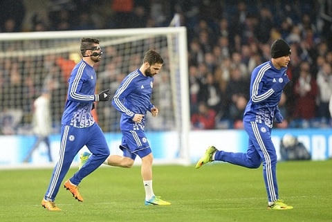 Costa và Fabregas trở lại đội hình xuất phát.