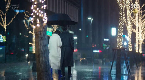 Huyền thoại biển xanh tập 15: Joon Jae được phen sửng sốt khi thấy Shim Chung đi bar