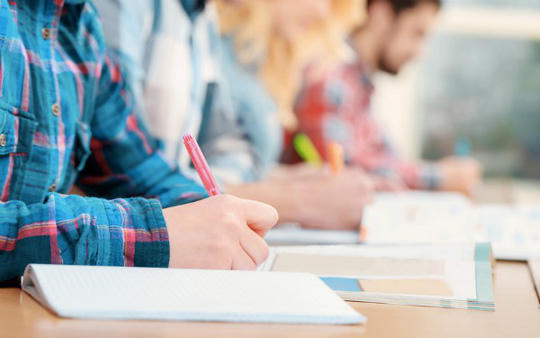 B&iacute; quyết để t&acirc;n sinh vi&ecirc;n bắt đầu năm học mới su&ocirc;n sẻ