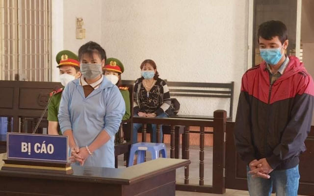 Làm giả sổ đỏ để lừa đảo, chiếm đoạt tài sản rồi lĩnh án hơn 22 năm tù