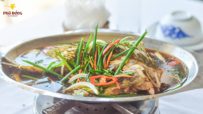 Món cá song hấp xì dầu vô cùng thơm ngon, bổ dưỡng mà lại không đòi hỏi quá nhiều sự tỉ mỉ của người làm.