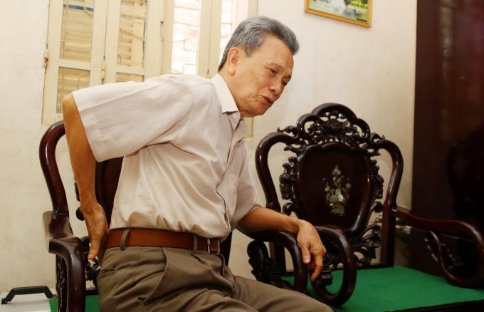 Bệnh viêm khớp, thoái hóa khớp có xu hướng tăng nặng khi thời tiết thay đổi.