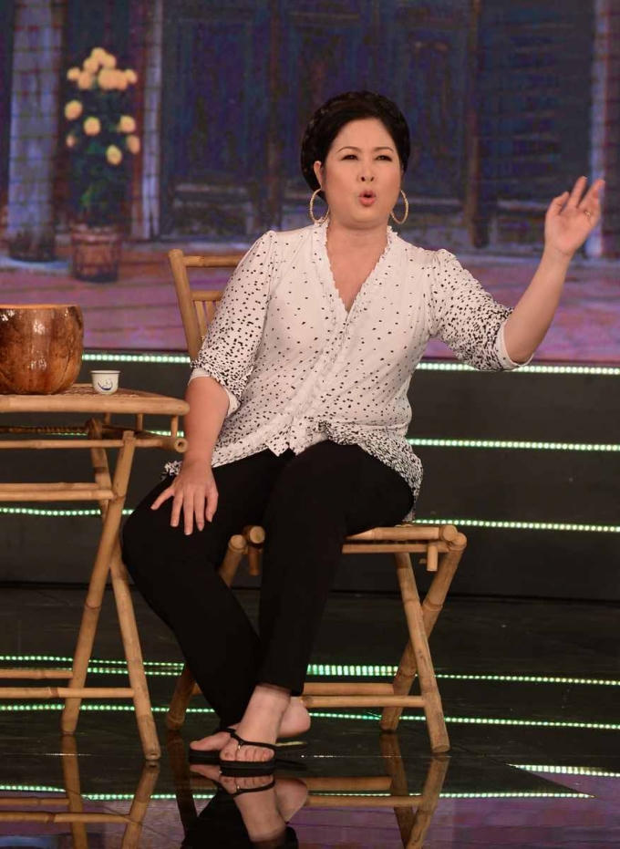 Vẻ ghê gớm, chua ngoa của Hồng Vân trong Danh hài đất Việt tập 33