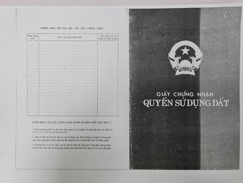 Giấy chứng nhận quyền sử dụng đất đang được hộ gia đình anh Cù Tiến Hải sở hữu sau khi thực hiện chuyển nhượng từ thời điểm năm 2015.