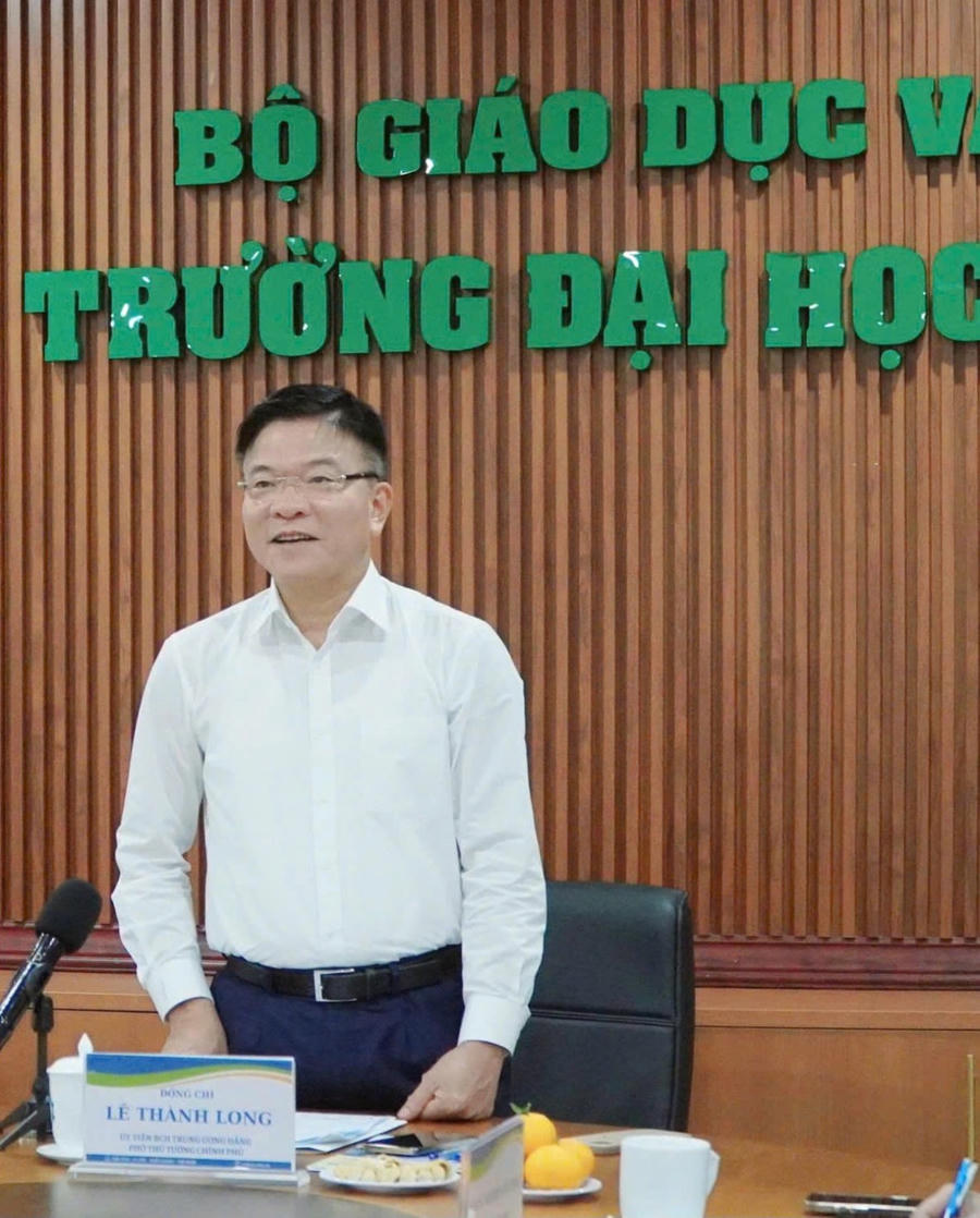 Phó Thủ tướng Lê Thành Long phát biểu khi tới thăm, làm việc với Trường Đại học Kiên Giang