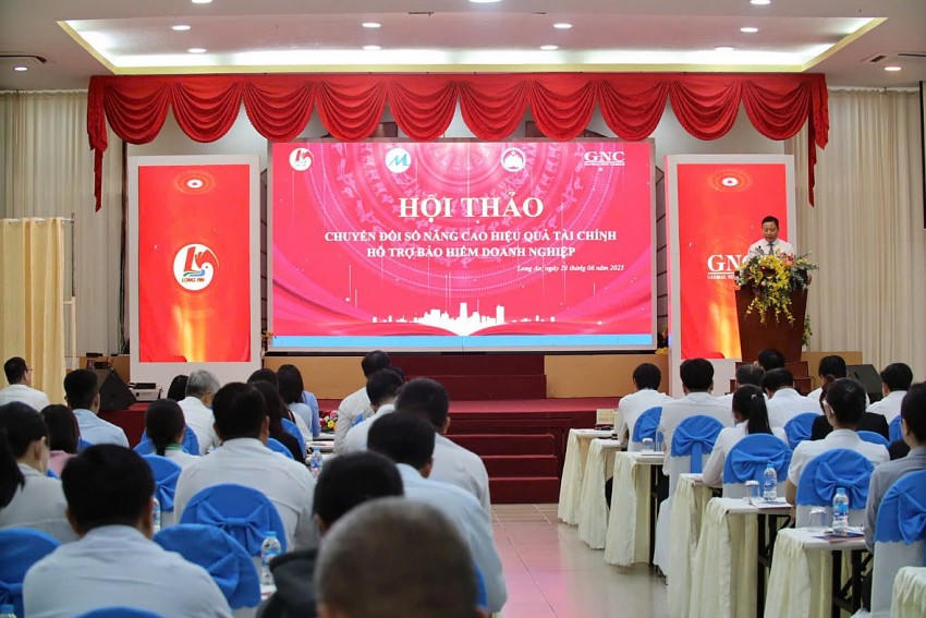 Quang cảnh hội thảo.