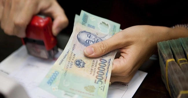 Có nhiều người lao động lựa chọn đi làm vào ngày nghỉ lễ để tăng thu nhập.