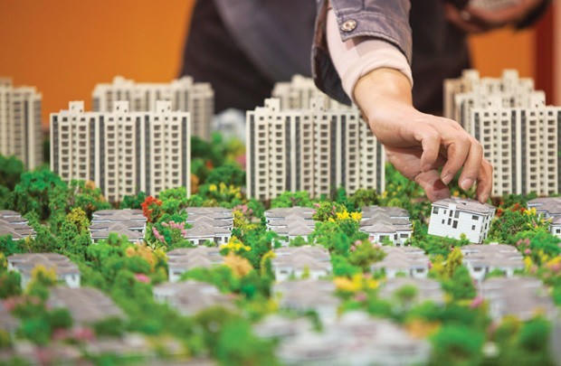 Bộ Xây dựng cần rà soát, hoàn thiện các văn bản quy phạm pháp luật về nhà ở, kinh doanh bất động sản, quy hoạch đô thị và nông thôn.