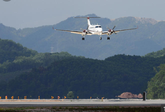 Chuyến bay đầu tiên hạ cánh xuống sân bay quốc tế Vân Đồn