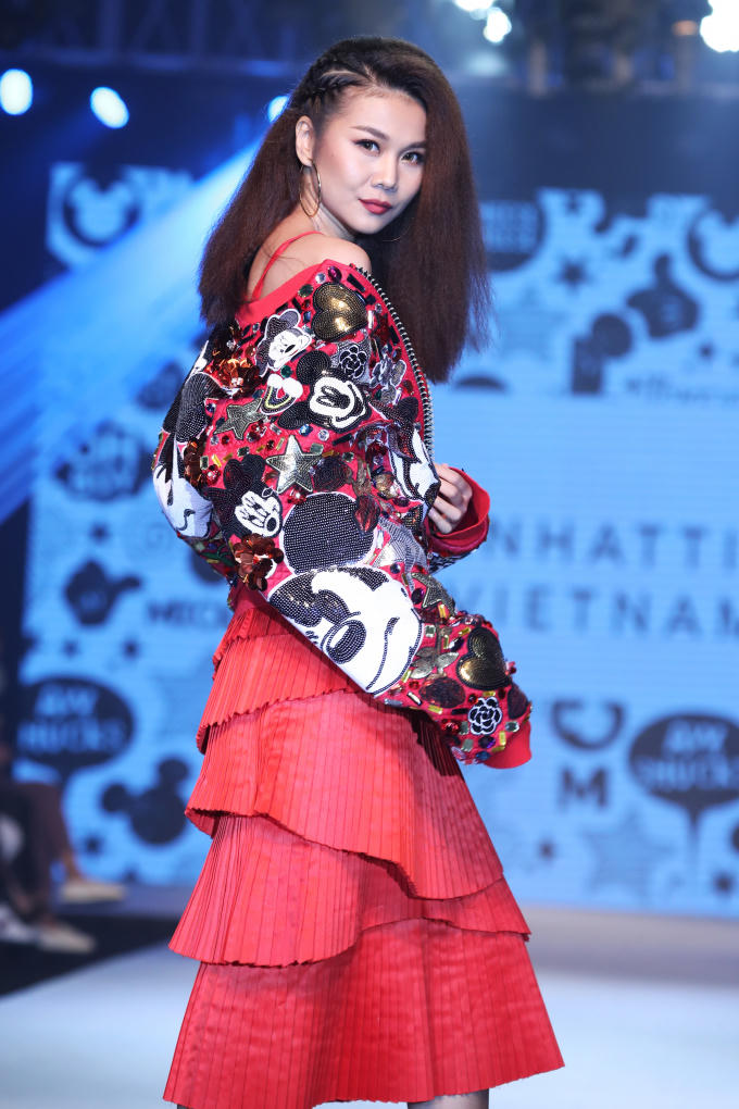 Si&ecirc;u mẫu Thanh Hằng, Minh T&uacute;, Hoa hậu Đỗ Mỹ Linh toả s&aacute;ng tr&ecirc;n s&agrave;n diễn Asian Kids Fashion Week