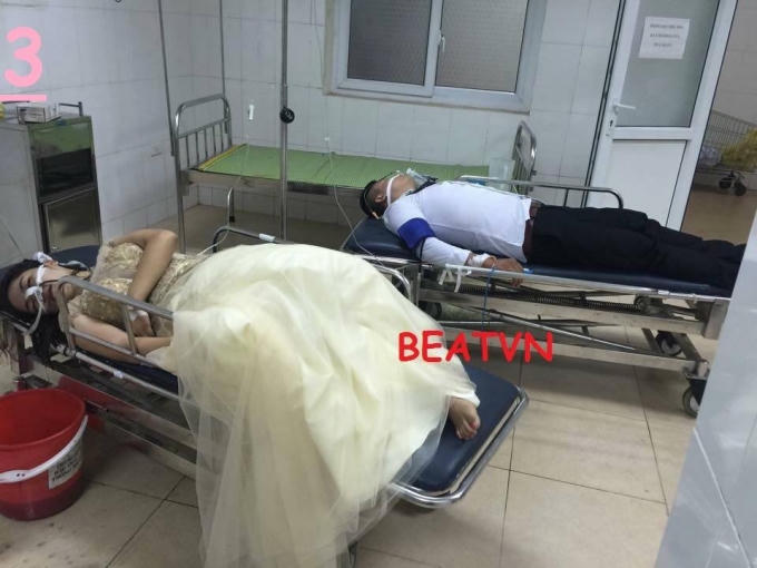 Cặp đôi được đưa đi bệnh viện cấp cứu (ảnh Beatvn).