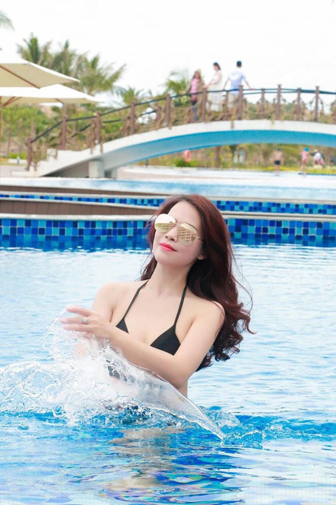 Loạt ảnh bikini của bạn gái kém 18 tuổi của nghệ sĩ Chí Trung - ảnh 4