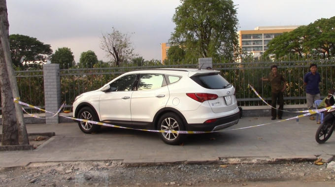Chiếc ô tô bị đập kính và lấy đi hơn 1 tỷ đồng
