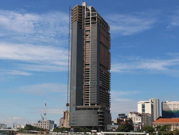 Saigon One Tower - biểu tượng cho những g&oacute;c khuất g&acirc;y ra nợ xấu ở Việt Nam.