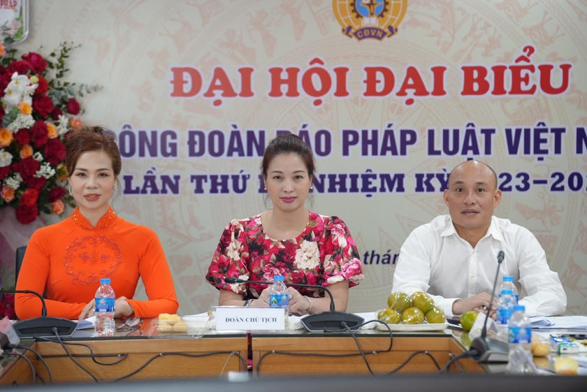 doan-chu-tich-dh-8667