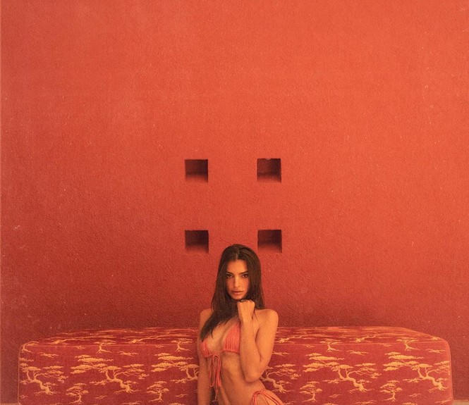 Emily Ratajkowski eo thon chân dài xuống phố - ảnh 16
