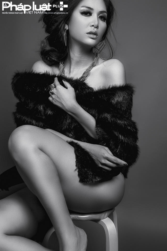 Vẻ đẹp mặn mà và gợi cảm của gái 2 con - tân hoa hậu thế giới toàn cầu 2015 Oanh Yến. Ảnh: Hylams Vương