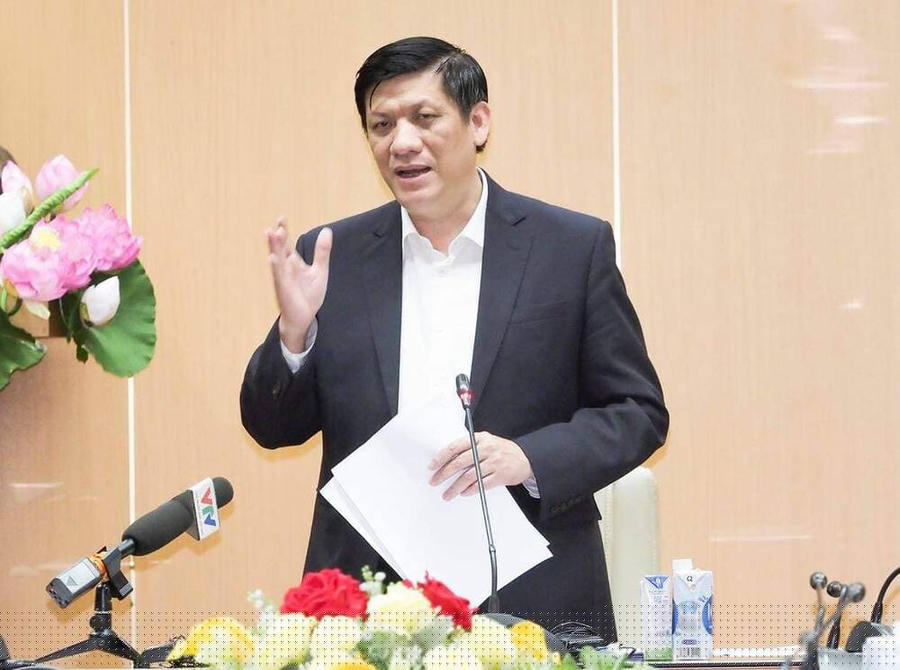 Bộ trưởng Nguyễn Thanh Long chỉ đạo các bộ phận liên quan thiết lập 3 bệnh viện dã chiến tại Hải Dương, để thực hiện điều trị tại chỗ các ca bệnh.