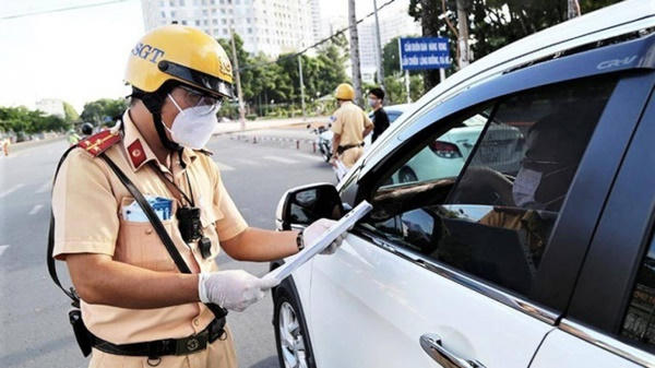 Vì sao nhiều lỗi vi phạm giao thông tăng rất nặng mức xử phạt?