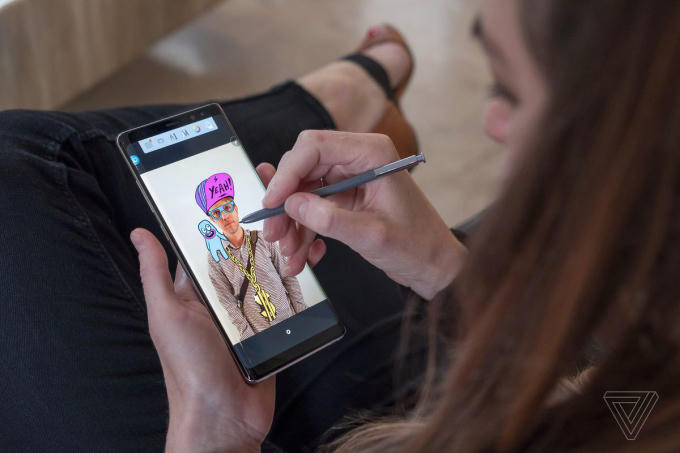 Galaxy Note8 với vi xử lý Qualcomm Snapdragon 835 (ở Mỹ) và Samsung Exynos tám lõi.