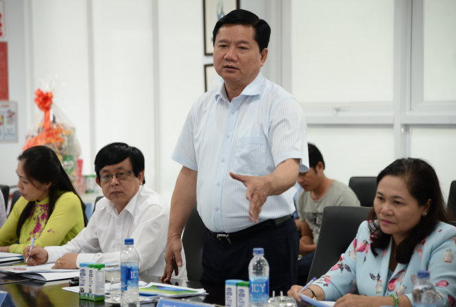 Bí thư Thành ủy TP.HCM Đinh La Thăng nói về giải pháp giúp đỡ người nuôi bò sữa ở thành phố.