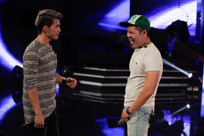 Giọng h&aacute;t của &ldquo;Ch&agrave;ng trai b&uacute;n b&ograve;&rdquo; g&acirc;y ấn tượng mạnh với ca sĩ Quốc Thi&ecirc;n