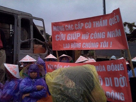 Những công nhân đề nghị các cấp có thẩm quyền xem xét, giải quyết quyền lợi của công nhân.