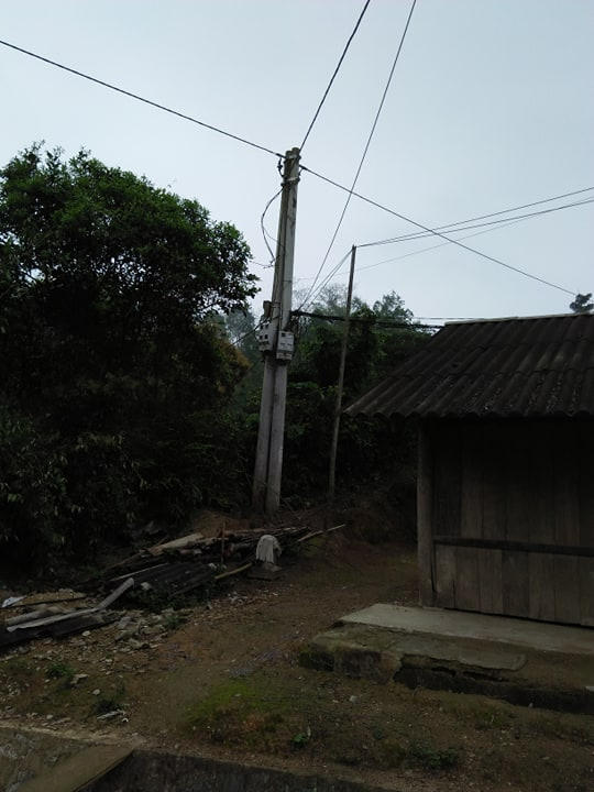 Lãnh đạo EVN Bắc Kạn nói gì về việc người dân dùng điện có cũng như... không?