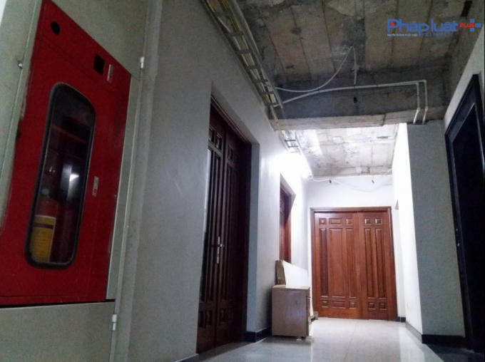 Công trình vẫn đang thi công và chưa được nghiệm thu về PCCC theo quy định.