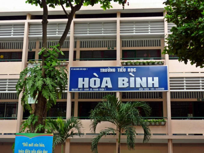 Trường tiểu học Hoà Bình (quận 1, TP HCM).