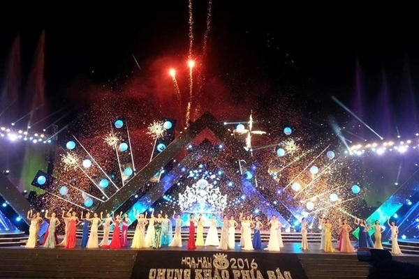 Đêm chung kết Cuộc thi Hoa hậu Việt Nam 2016 có sự tham gia của nhiều ngôi sao giải trí Việt Nam và quốc tế.