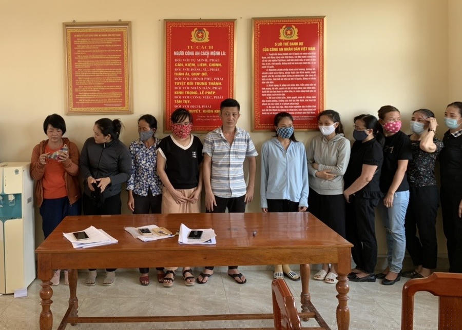 Các đối tượng có liên quan trong 2 đường dây đánh bạc bằng hình thức số lô số đề thông qua ứng dụng Zalo.
