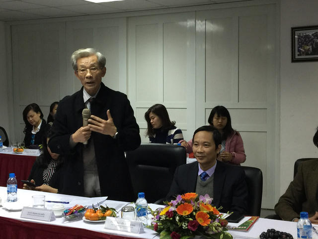 GS.TS. BS Phạm Văn Hiển, Nguyên Viện trưởng Viện Da liễu, nguyên Chủ tịch Hội Da liễu Việt Nam.