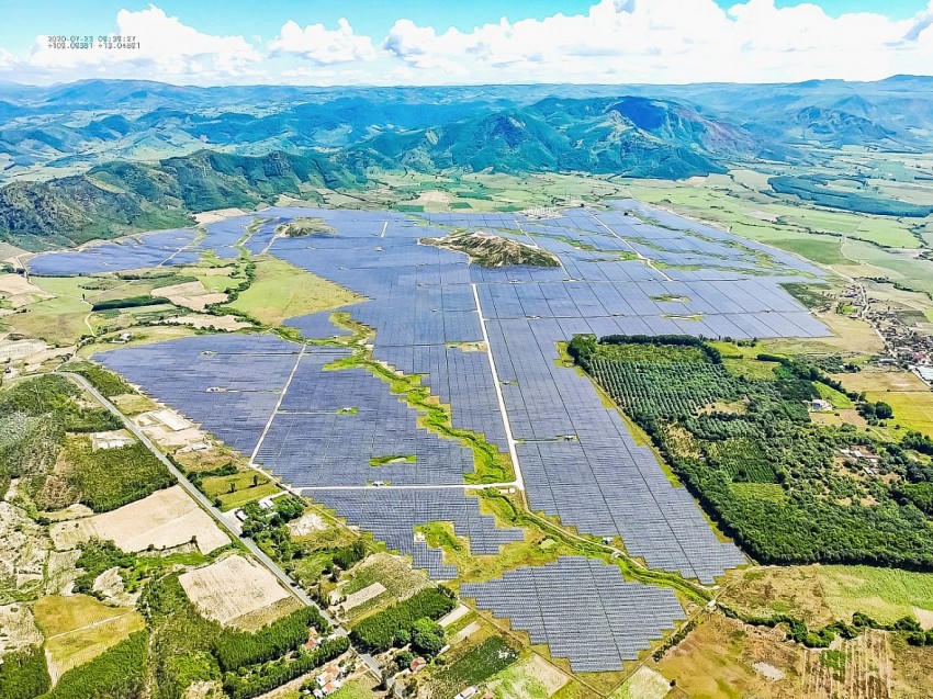 Vi phạm công bố thông tin, Công ty cổ phần Năng lượng và Bất động sản Trường Thành bị xử phạt.