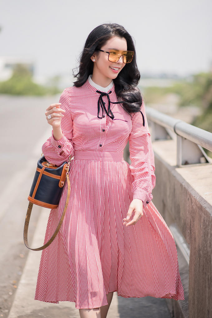 Huỳnh Vy phản b&aacute;c quan niệm người đẹp l&agrave; phải x&agrave;i h&agrave;ng hiệu