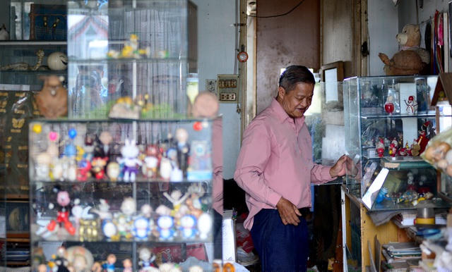 Ông Nguyễn Thành Tâm nắm giữ kỷ lục Việt Nam là người tạo hình nghệ thuật bằng vỏ trứng.