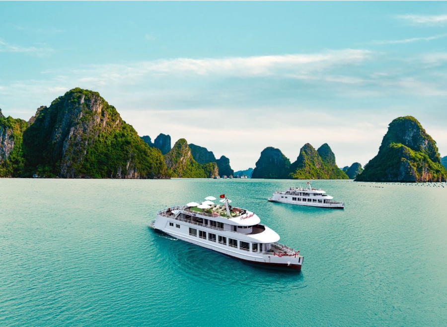 Bộ đôi du thuyền 5 sao Crystal Holidays 991 và 992 vừa chính thức khai trương ngày 05/05/2025.