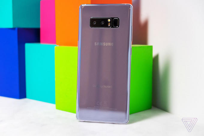 Cận cảnh Samsung Galaxy Note 8 vừa ra mắt tại Mỹ