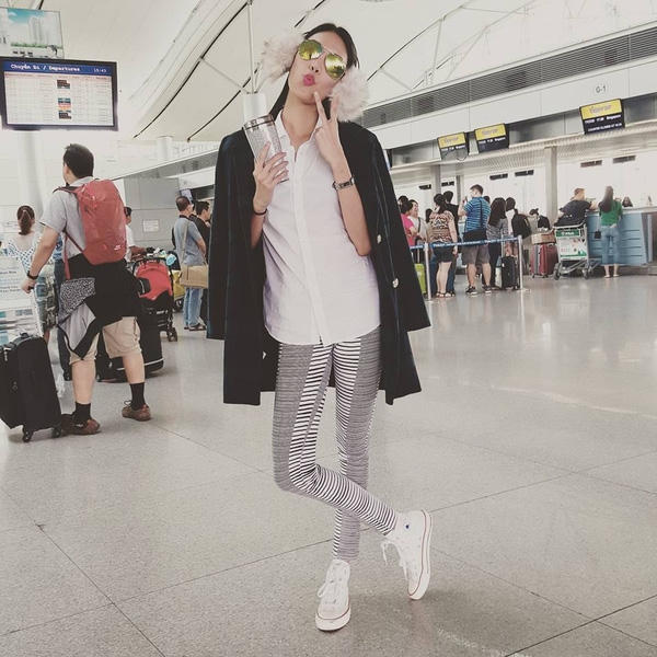 Lan Khuê luôn trẻ trung và tinh nghịch. Ảnh: internet.