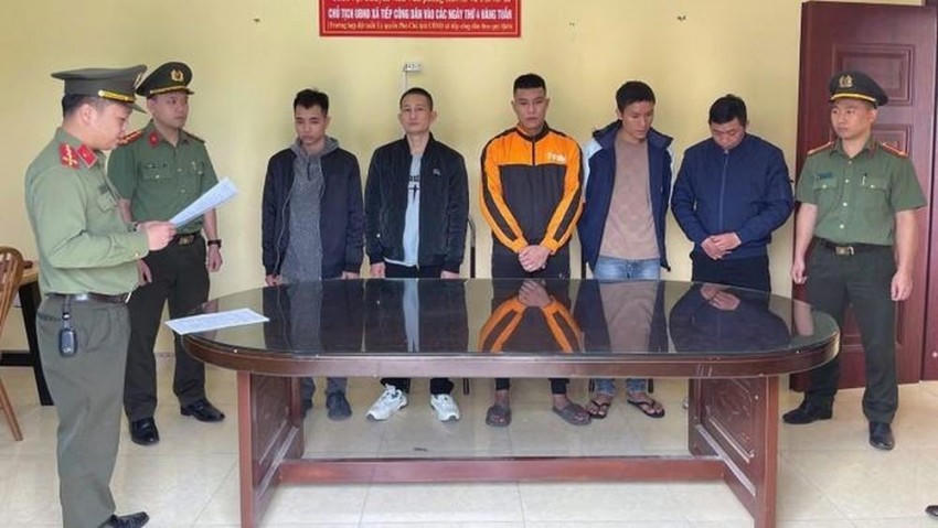 Các đối tượng bị bắt giữ. (Ảnh:; Công an Tuyên Quang).