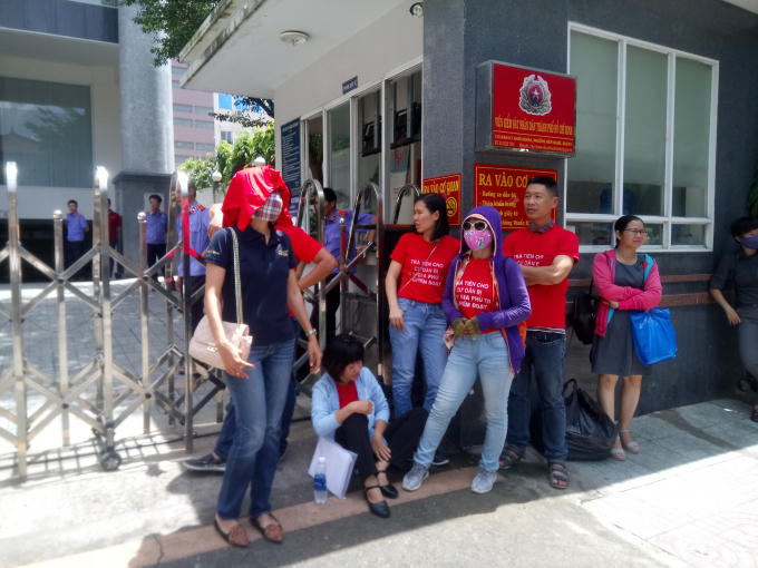 Dân bức xúc vì VKSND hủy quyết định khởi tố vụ án, quyết định khởi tố bị can và không phê chuẩn lệnh bắt tạm giam đối với ông Nguyễn Hùng Nghiêm là đại diện phụ trách điều hành Công ty TNHH Điạ ốc Gia Phú, chủ đầu tư dự án Gia Phú.