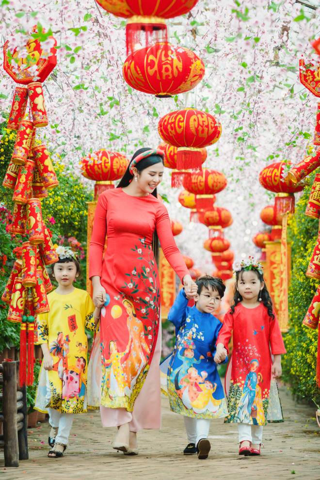 Ngọc H&acirc;n kh&ocirc;ng sốt ruột lấy chồng d&ugrave; bị họ h&agrave;ng th&uacute;c giục