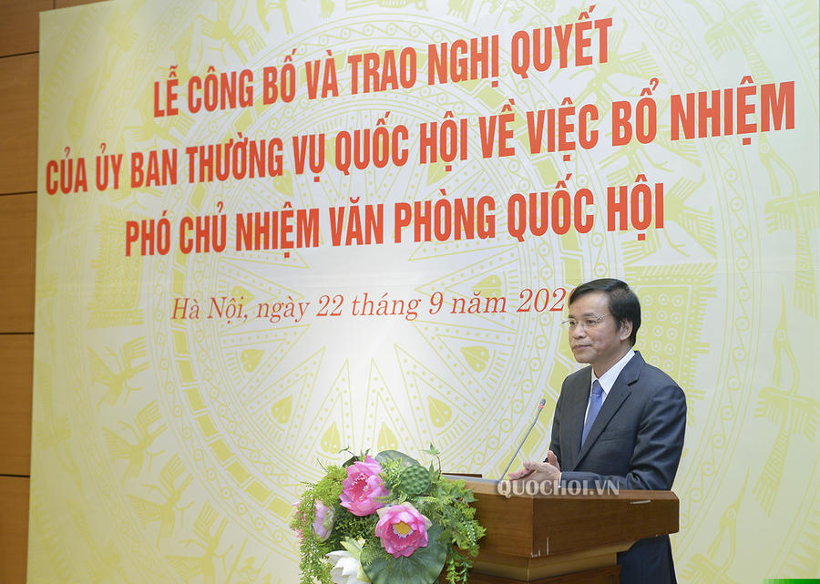 Tổng Thư ký Quốc hội, Chủ nhiệm Văn phòng Quốc hội Nguyễn Hạnh Phúc phát biểu tại buổi Lễ.